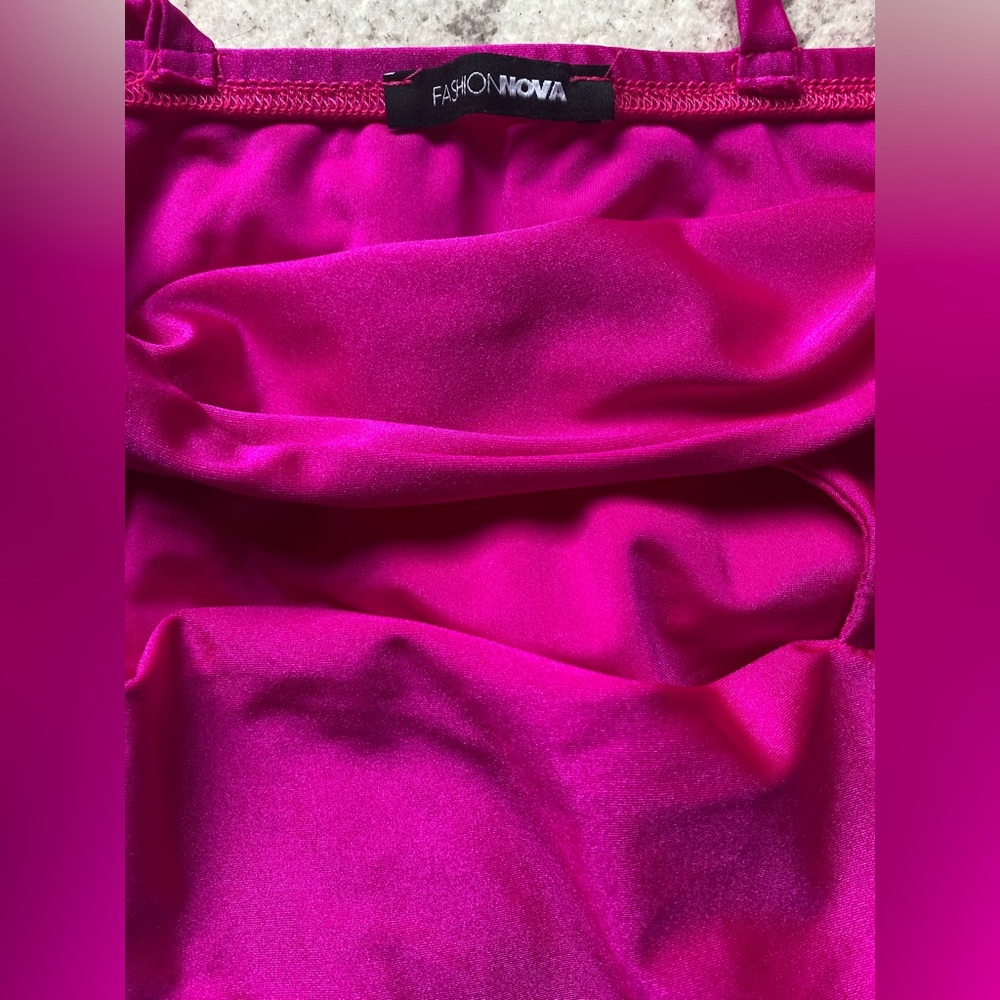 FASHION NOVA DRESS - Picture 3 of 3